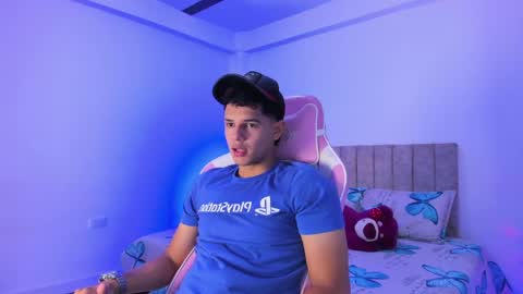 ADRIAN online show from March 2026 06:41:02 PM