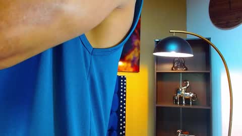 Snapshot of adrian_rae chatting on February 2025 03:38:01 PM online show from February 2025 03:38:01 PM