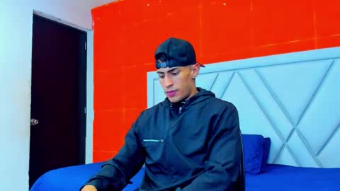 Snapshot of adrian_rae chatting on October 2025 06:06:02 PM online show from October 2025 06:06:02 PM