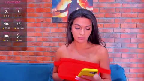 Adriana online show from November 2025 04:45:02 AM
