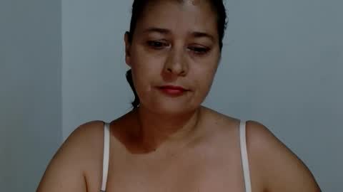 Adriana milf online show from September 2025 06:14:01 AM