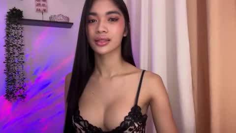 Adriana online show from September 2025 02:33:02 PM