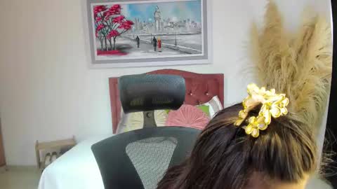 Adriana  online show from December 2025 05:19:02 PM