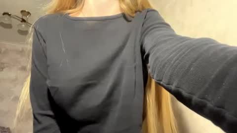 Caroline online show from April 2026 05:30:01 PM