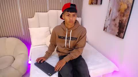 adrianstark_ online show from May 2026 12:11:01 PM