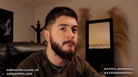 Snapshot of adrianwilliams_ chatting on December 2024 01:14:01 AM Adrian Williams online show from December 2024 01:14:01 AM