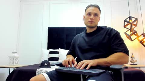 Adrein Roche online show from February 2025 11:24:02 PM