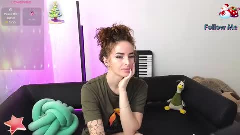 Adriana online show from January 2025 05:06:01 PM