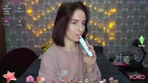 Adriana online show from November 2025 07:30:02 AM