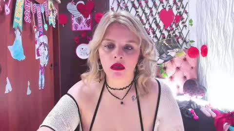 Snapshot of adriiana_fox_ chatting on February 2025 07:03:01 PM adriiana_fox_ online show from February 2025 07:03:01 PM