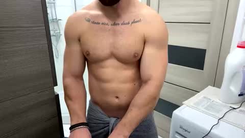 Mrrfitt online show from October 2025 12:47:01 PM