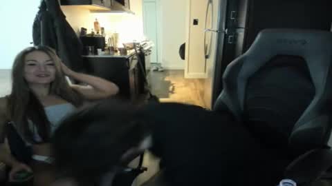 Niko online show from February 2026 04:10:02 AM