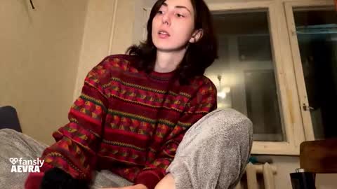 Snapshot of aevra chatting on November 2025 07:58:01 PM vegans taste better online show from November 2025 07:58:01 PM