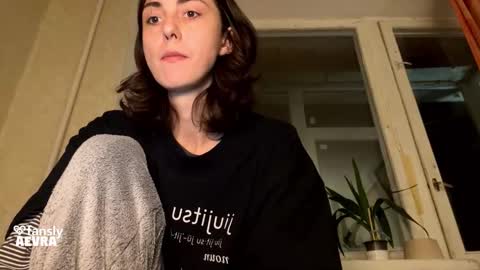 Snapshot of aevra chatting on November 2025 06:40:01 PM vegans taste better online show from November 2025 06:40:01 PM