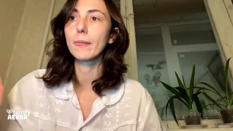 Snapshot of aevra chatting on December 2025 03:41:01 PM vegans taste better online show from December 2025 03:41:01 PM