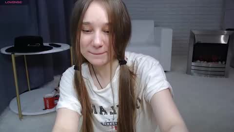 Snapshot of afeliya_shy chatting on January 2025 07:50:01 AM afeliya_shy online show from January 2025 07:50:01 AM
