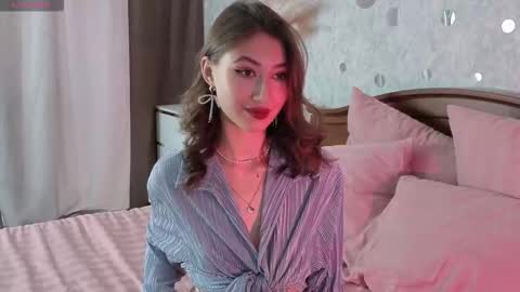 AffiinaLovsx online show from September 2025 12:05:01 PM