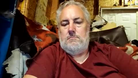 AFGuy71 online show from October 2025 04:46:02 AM