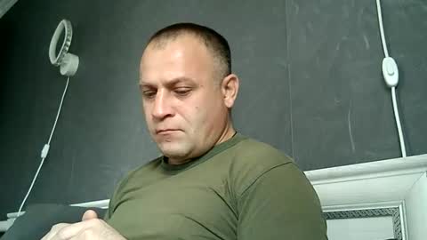 Sasha online show from November 2025 07:42:02 AM