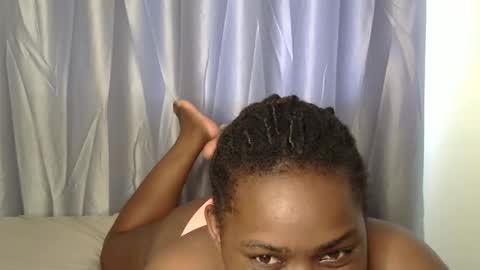 stella online show from December 2025 04:06:02 AM