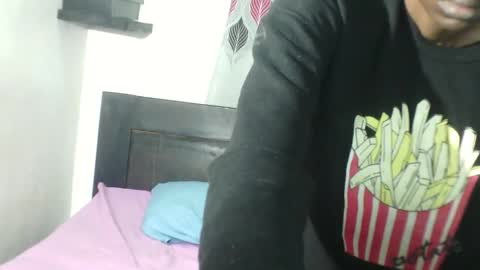 Mia  Friends online show from March 2026 07:36:01 AM