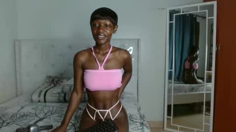 Snapshot of africanpetitequeen chatting on December 2024 06:29:01 AM CIARA online show from December 2024 06:29:01 AM