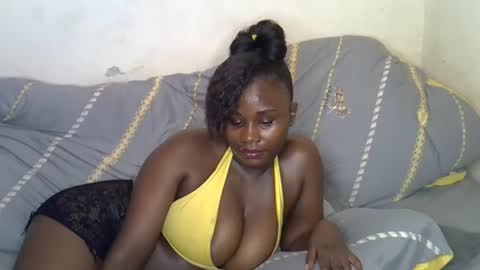 afrii_kity online show from October 2025 01:45:01 PM