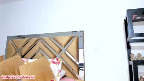 Snapshot of afro_happy__06 chatting on October 2025 10:26:01 AM Jheremy and leeryc online show from October 2025 10:26:01 AM