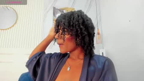 Afro Luna online show from November 2025 11:55:02 AM