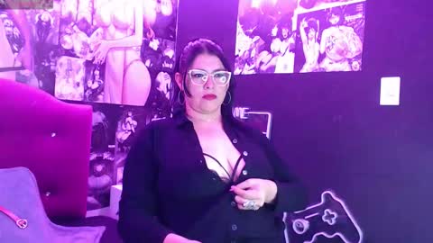 Afrodita  online show from February 2026 12:08:01 AM