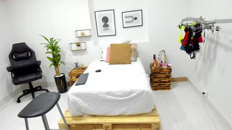 Snapshot of afrodita_martinez chatting on December 2024 02:28:01 PM Afrodita online show from December 2024 02:28:01 PM