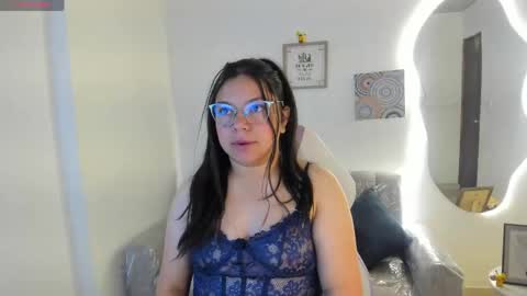 afrodita_rouss online show from April 2026 08:25:02 PM