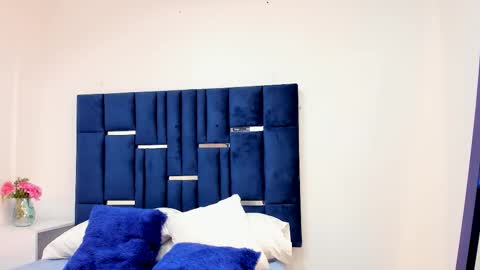 Snapshot of afroditaevans__ chatting on February 2026 03:43:01 PM A F R O D I T A E V A N S online show from February 2026 03:43:01 PM