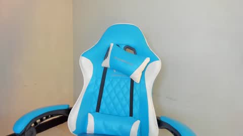 A G A T A  online show from November 2025 12:49:01 PM