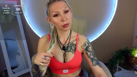 Agata online show from October 2025 11:03:02 PM
