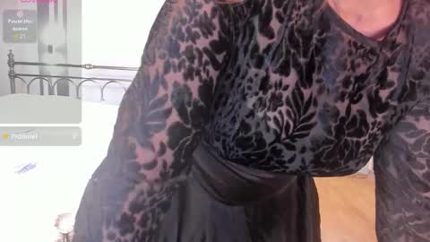 Snapshot of agata_kriste7 chatting on November 2025 08:41:02 PM Agata Kriste online show from November 2025 08:41:02 PM