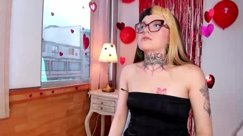 Snapshot of agata_volkov chatting on February 2026 08:27:01 PM Agata Volkov online show from February 2026 08:27:01 PM