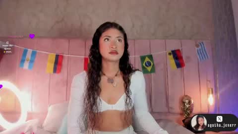 Snapshot of agatha_jener chatting on June 2026 11:33:01 AM agatha_jener online show from June 2026 11:33:01 AM