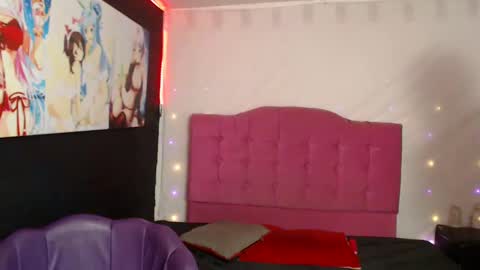 CAROLINA online show from February 2025 01:42:01 AM