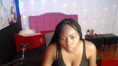CAROLINA online show from February 2025 10:25:01 PM