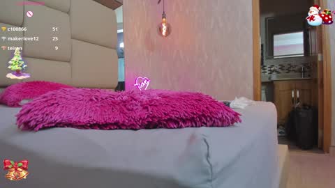 LUNNA online show from December 2024 06:36:01 AM