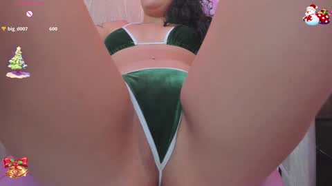 LUNNA online show from December 2024 08:45:01 PM