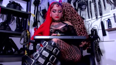 Agatha Fox online show from January 2025 11:10:01 PM