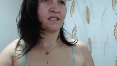 Snapshot of agel_sw1 chatting on February 2025 10:25:01 PM Angel online show from February 2025 10:25:01 PM