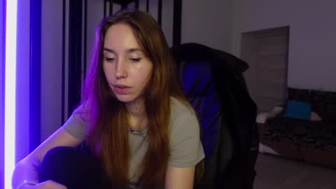 Snapshot of agelina_summer chatting on January 2025 11:35:02 PM Agelina Lilly Laura online show from January 2025 11:35:02 PM