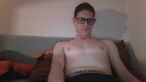 agentradnai96 online show from April 2026 10:30:02 PM