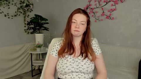 Snapshot of agnia_white chatting on November 2025 11:10:02 AM Agnia White online show from November 2025 11:10:02 AM