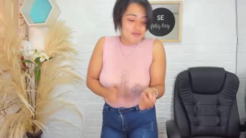 Snapshot of ahisha09 chatting on January 2025 02:19:01 PM Ahisha online show from January 2025 02:19:01 PM