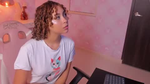 Ahny Sweet  online show from June 2026 03:49:02 PM