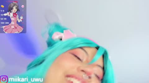 Snapshot of ahri_elderwood chatting on January 2025 06:54:01 AM Ahri help me get to 100  online show from January 2025 06:54:01 AM